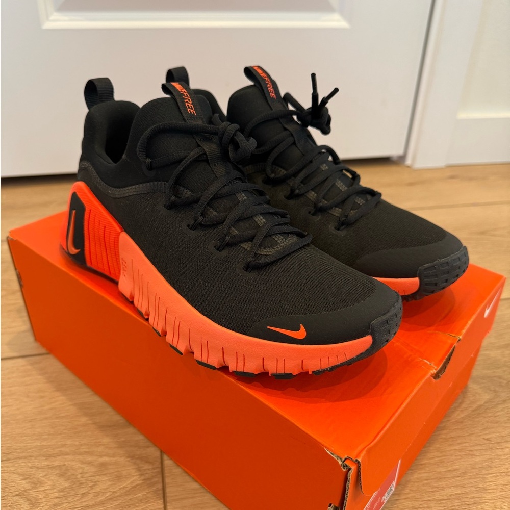NEW Nike Black and Orange Sneakers